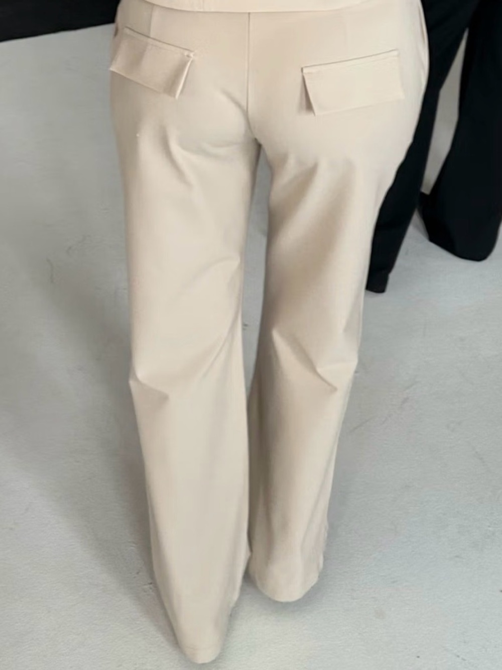 NEW Djerf Avenue Day-To-Day Pants Cream Size M Straight Leg $180 Retail